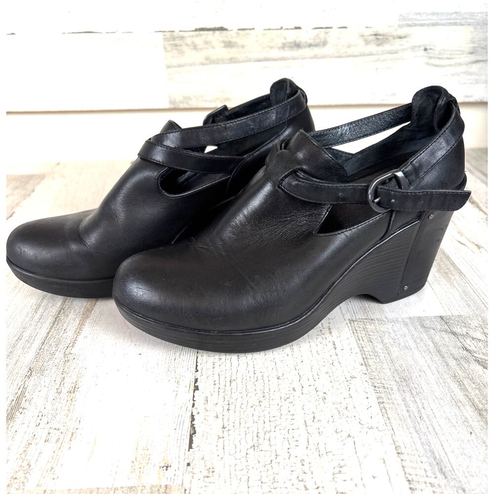 Dansko Womens 7.5 Black Franka Full Grain Leather Wedge Booties Studded